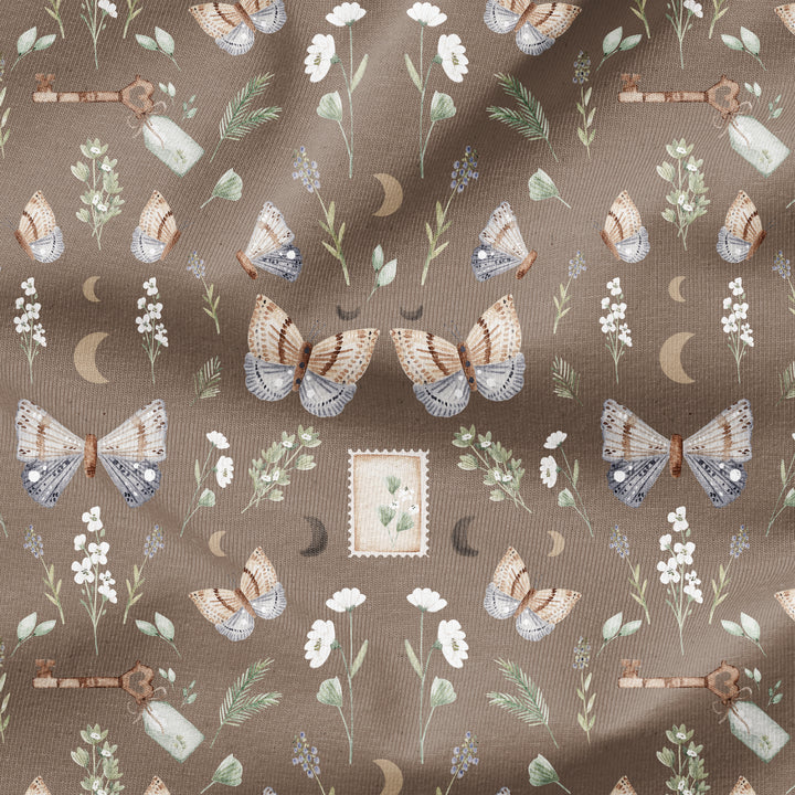 VINTAGE MOTH CAPSULE
