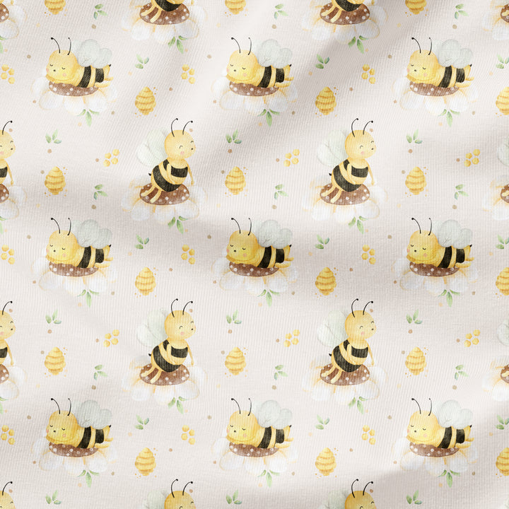 DAISY BUMBLE BEE