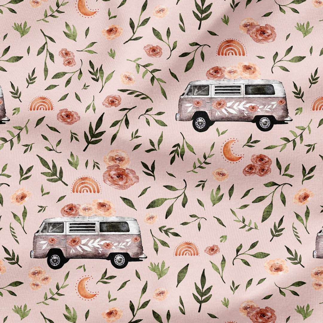 ADVENTURE CAMPER