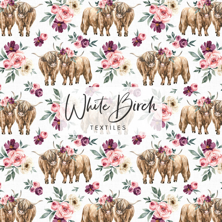SPRING/SUMMER HIGHLAND COW (WHITE)
